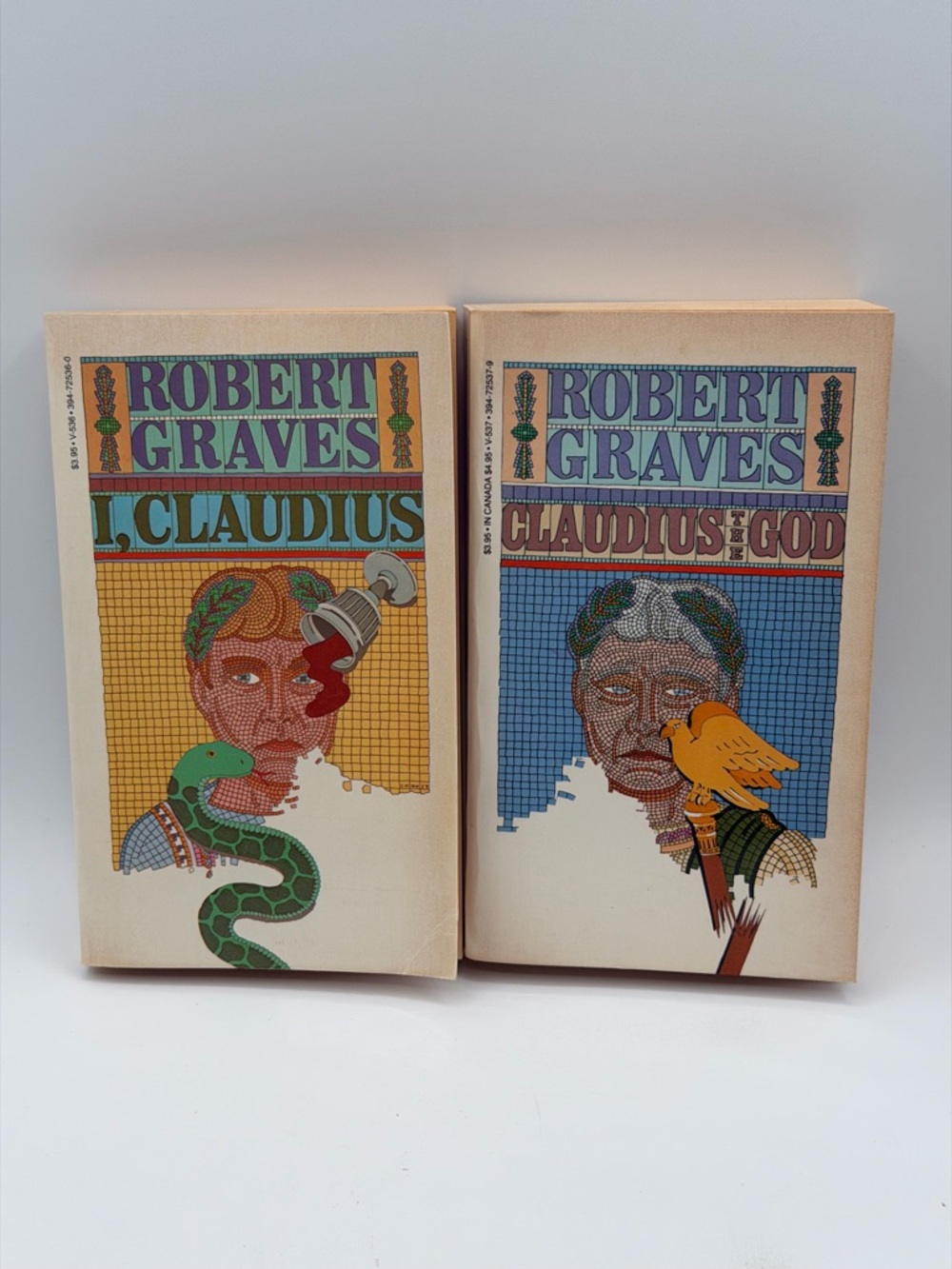Lot of 2 I, Claudius & Claudius The God by Robert Graves (1961, 1962 Paperback)
